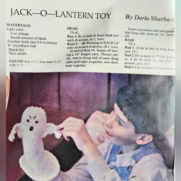 Vintage Crochet World Magazine October 1987 - Picture 4 of 7